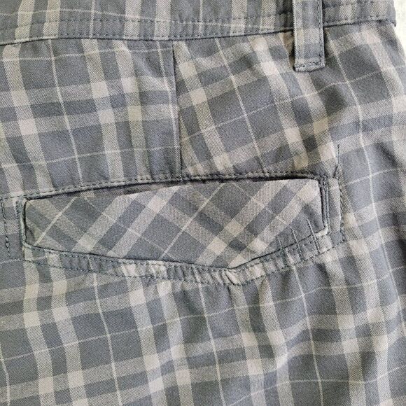 Lululemon Shorts Mens 36 Gray Plaid Kahuna Beach Skateboard Athleisure Resort - Picture 6 of 15